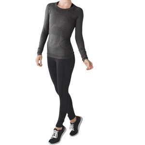 LULULEMON ATHLETICA Swiftly Tech Long Sleeve Size 10